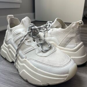 Chunky sneaker